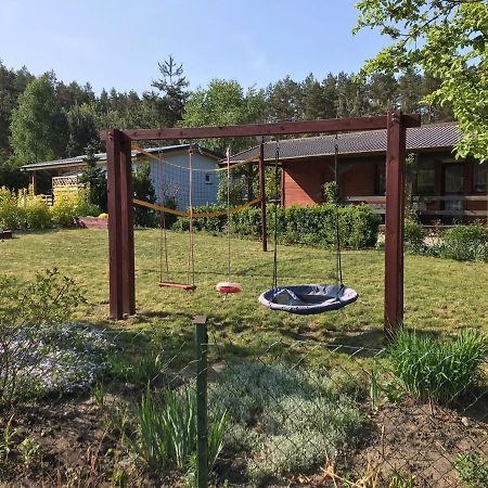 Domek Letniskowy Nad Jeziorem Wiejskim Lakie Екстериор снимка