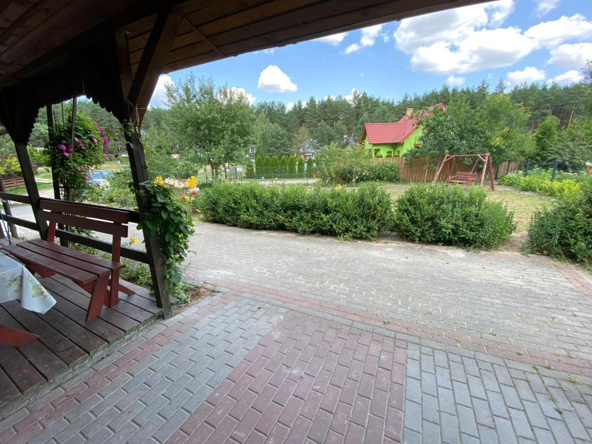 Domek Letniskowy Nad Jeziorem Wiejskim Lakie Екстериор снимка