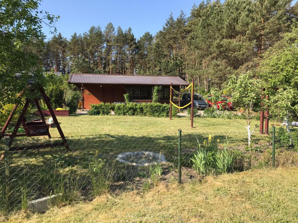 Domek Letniskowy Nad Jeziorem Wiejskim Lakie Екстериор снимка
